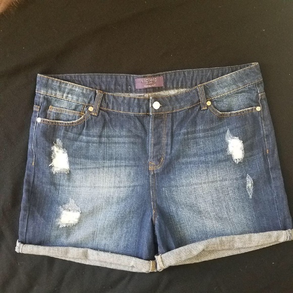 VIOLETA JEAN SHORTS SIZE 14 - Picture 4 of 8